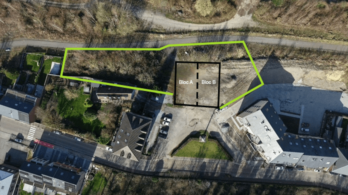 terrain à vendre avec permis accepté
