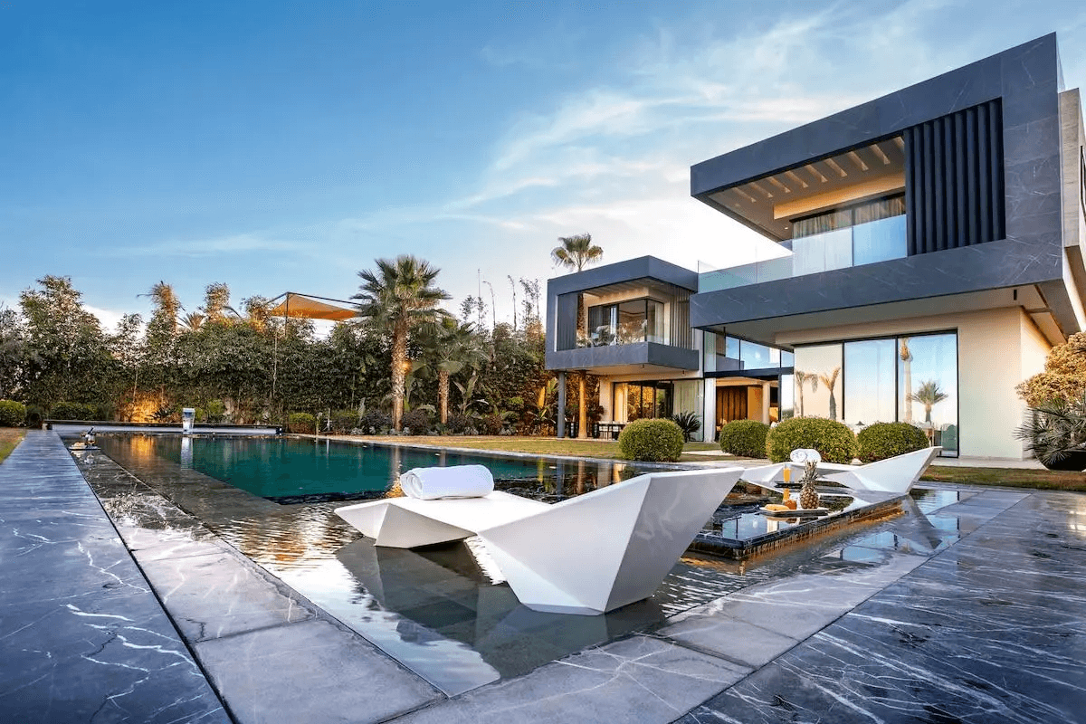 Villa contemporaine avec piscine au Maroc