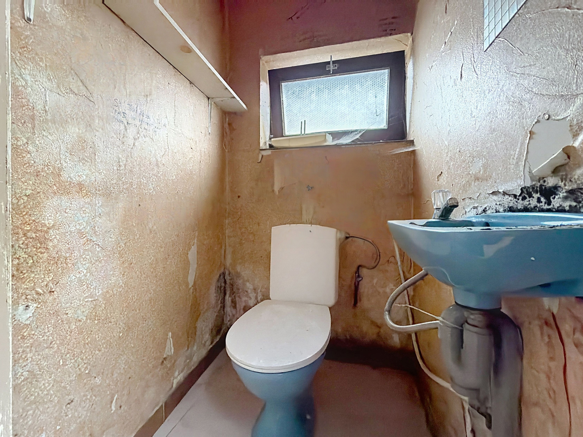 Photo du bien Maison à rénover avec grand garage