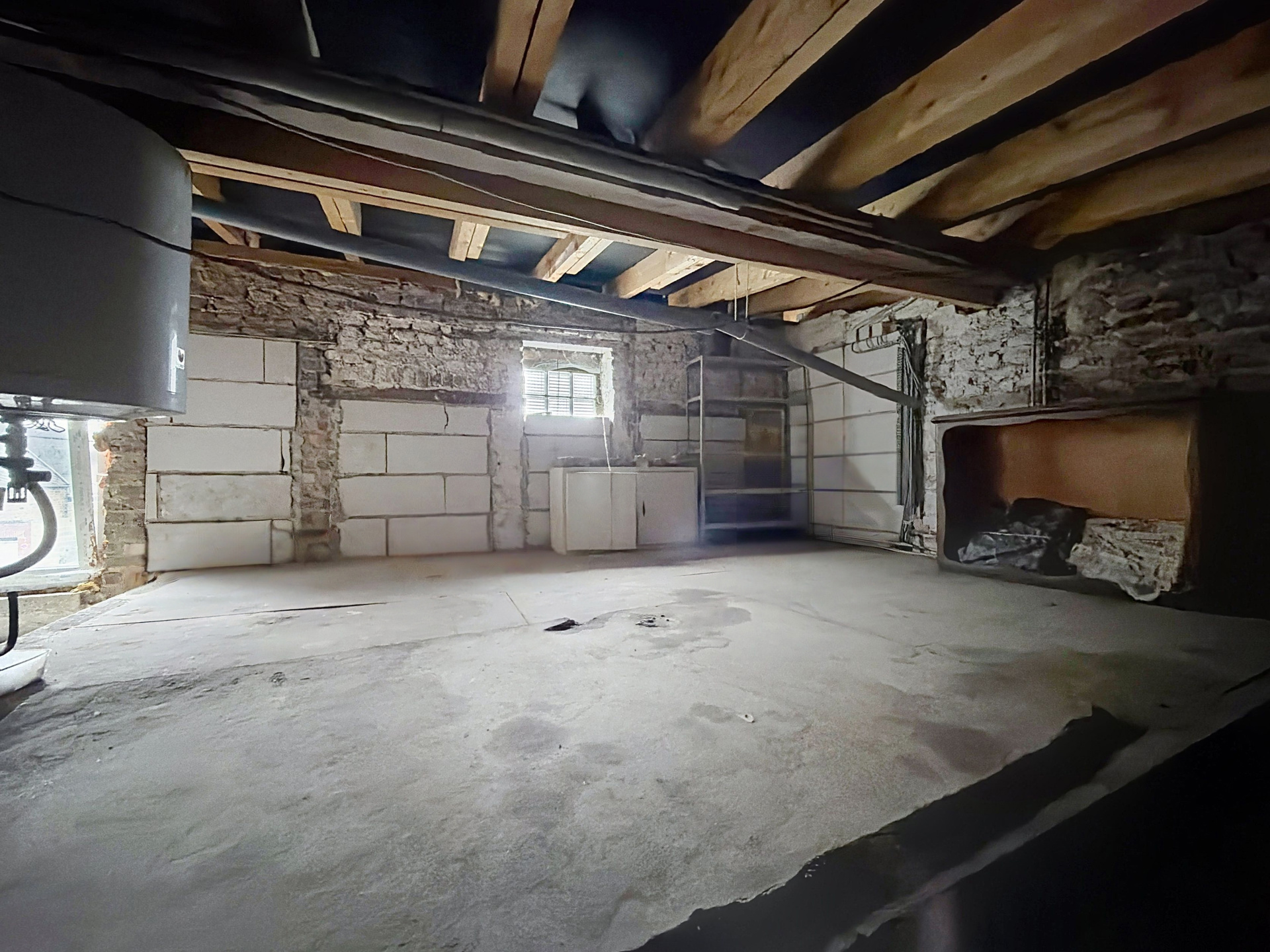 Photo du bien Maison à rénover avec grand garage