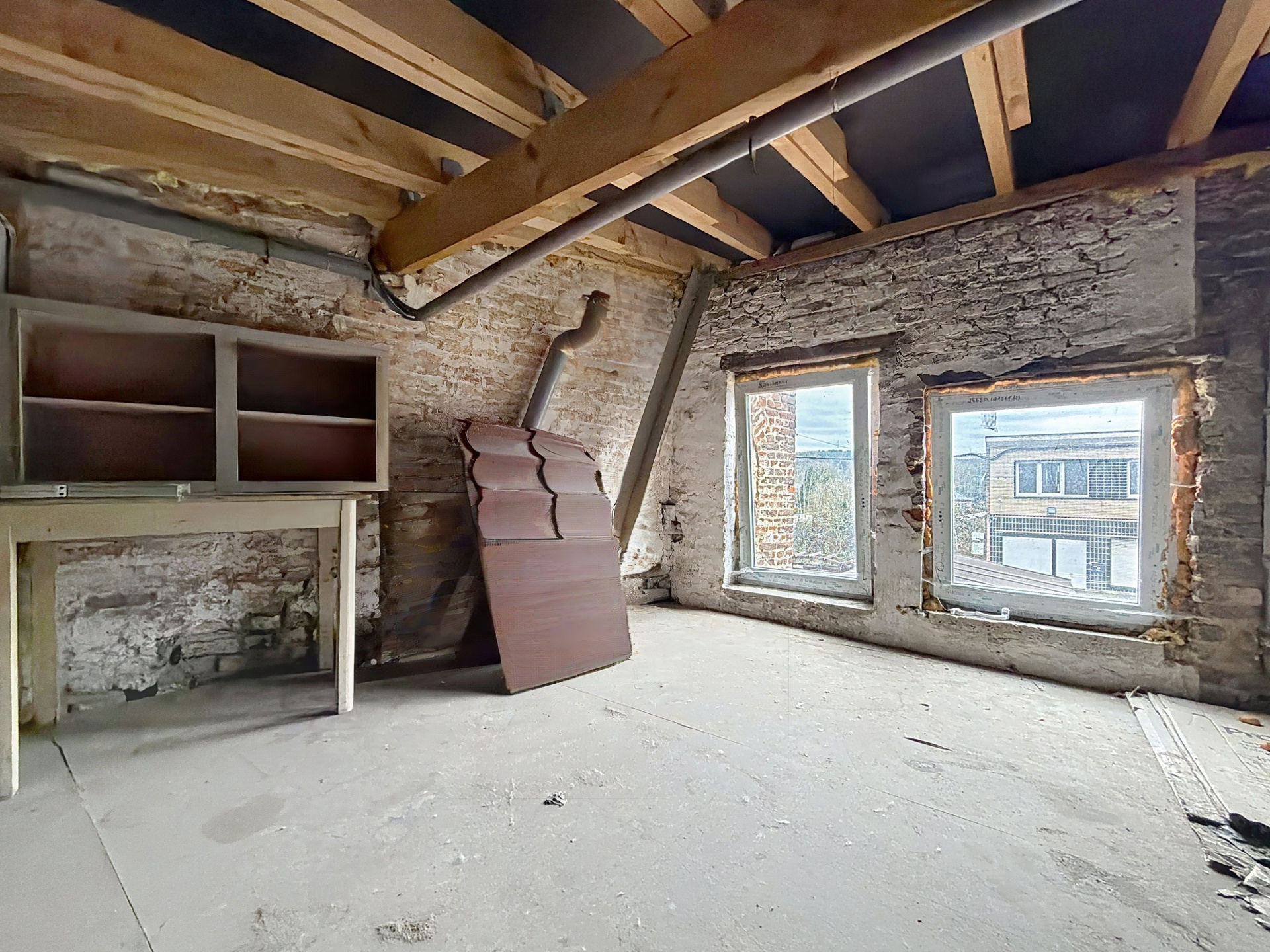 Photo du bien Maison à rénover avec grand garage