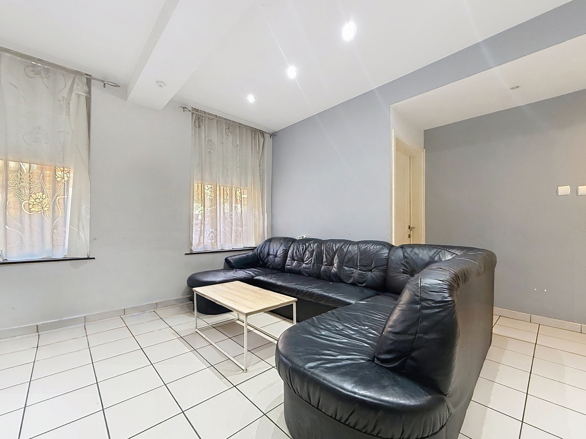 Photo du bien maison avec jardin et garage