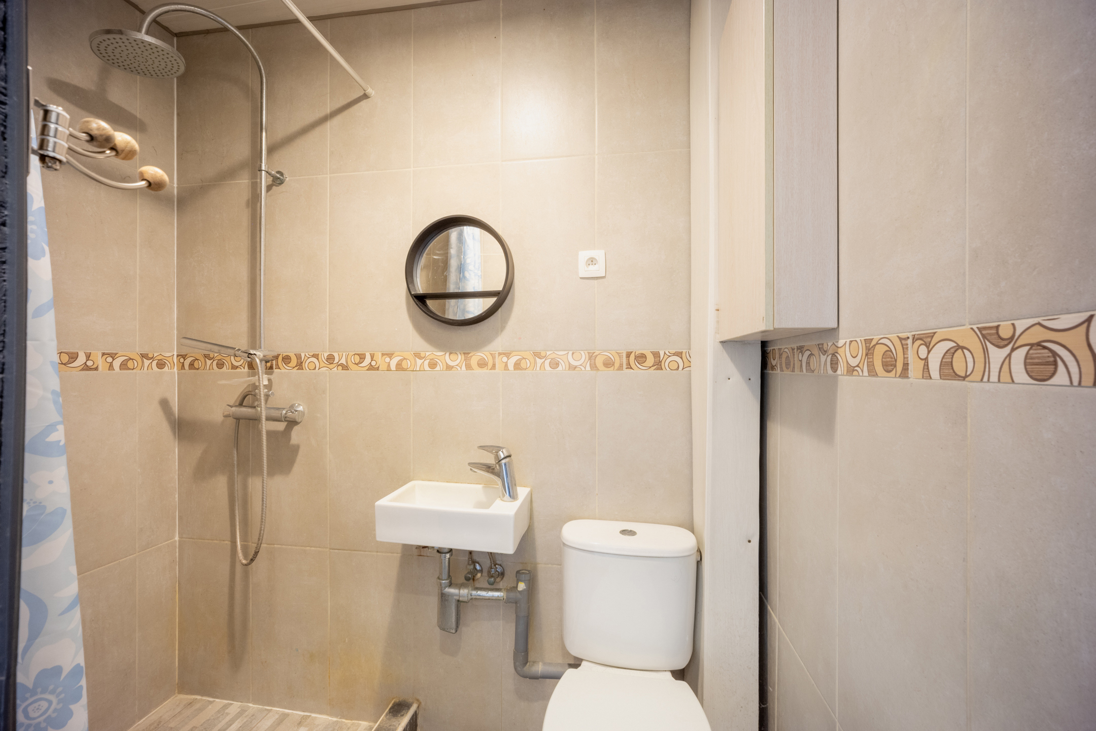 Photo du bien Ensemble immobilier ( spacieuse maison + terrain à bâtir)