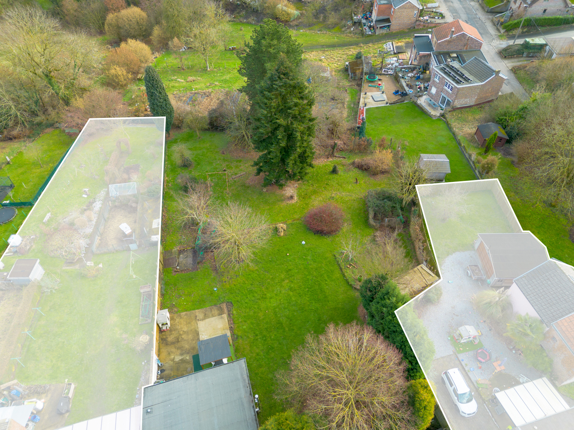 Photo du bien Ensemble immobilier ( spacieuse maison + terrain à bâtir)