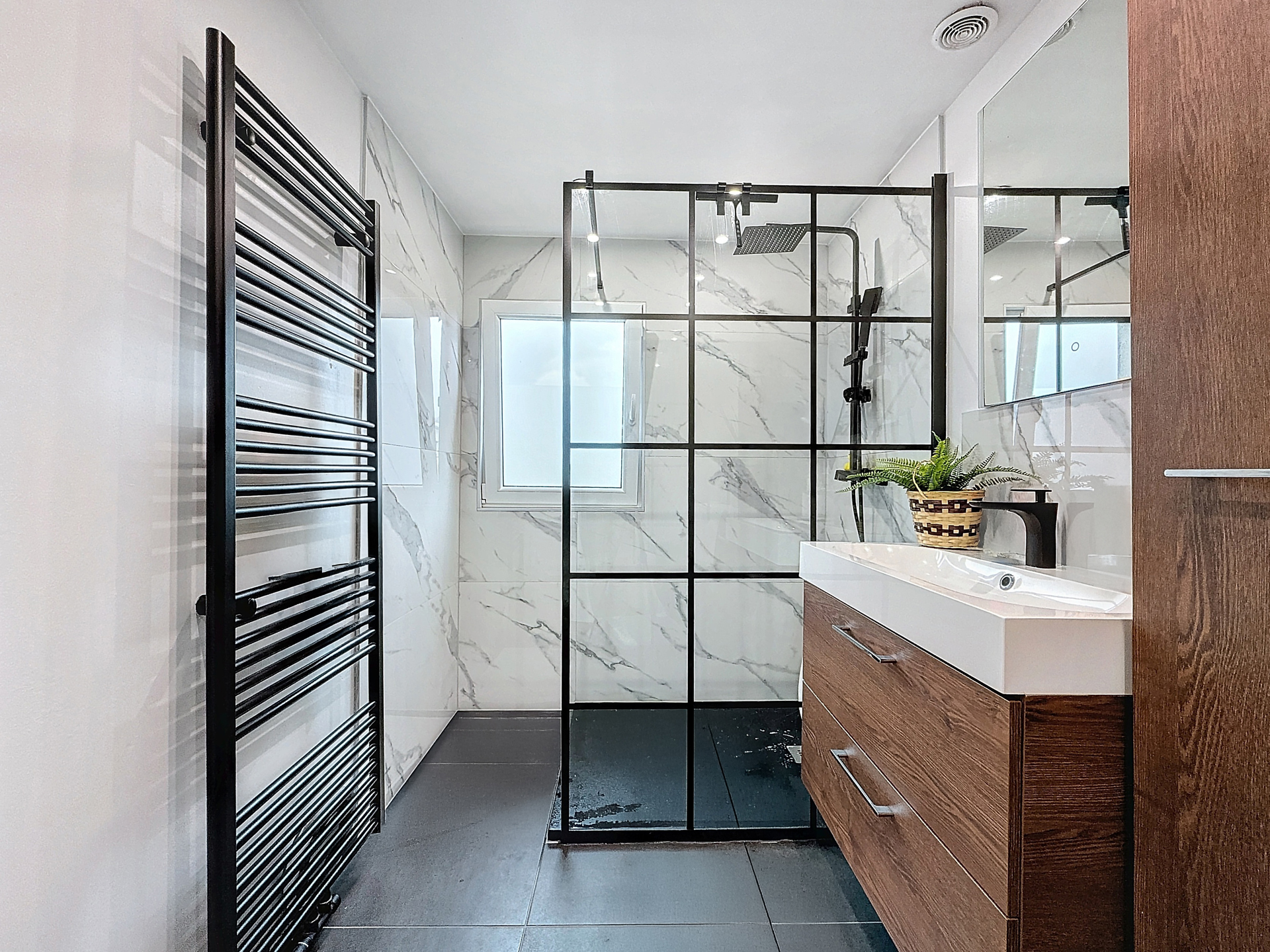 Photo du bien Spacieuse maison rénovée avec terrasse et jardin