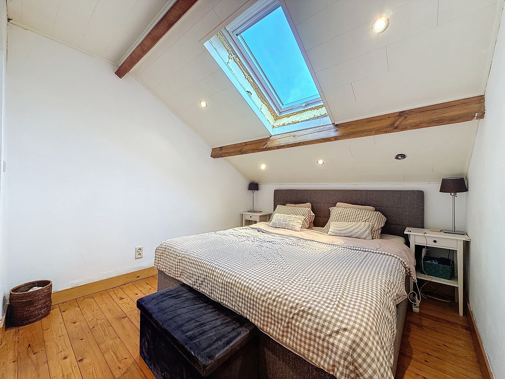 Photo du bien Spacieuse maison rénovée avec terrasse et jardin