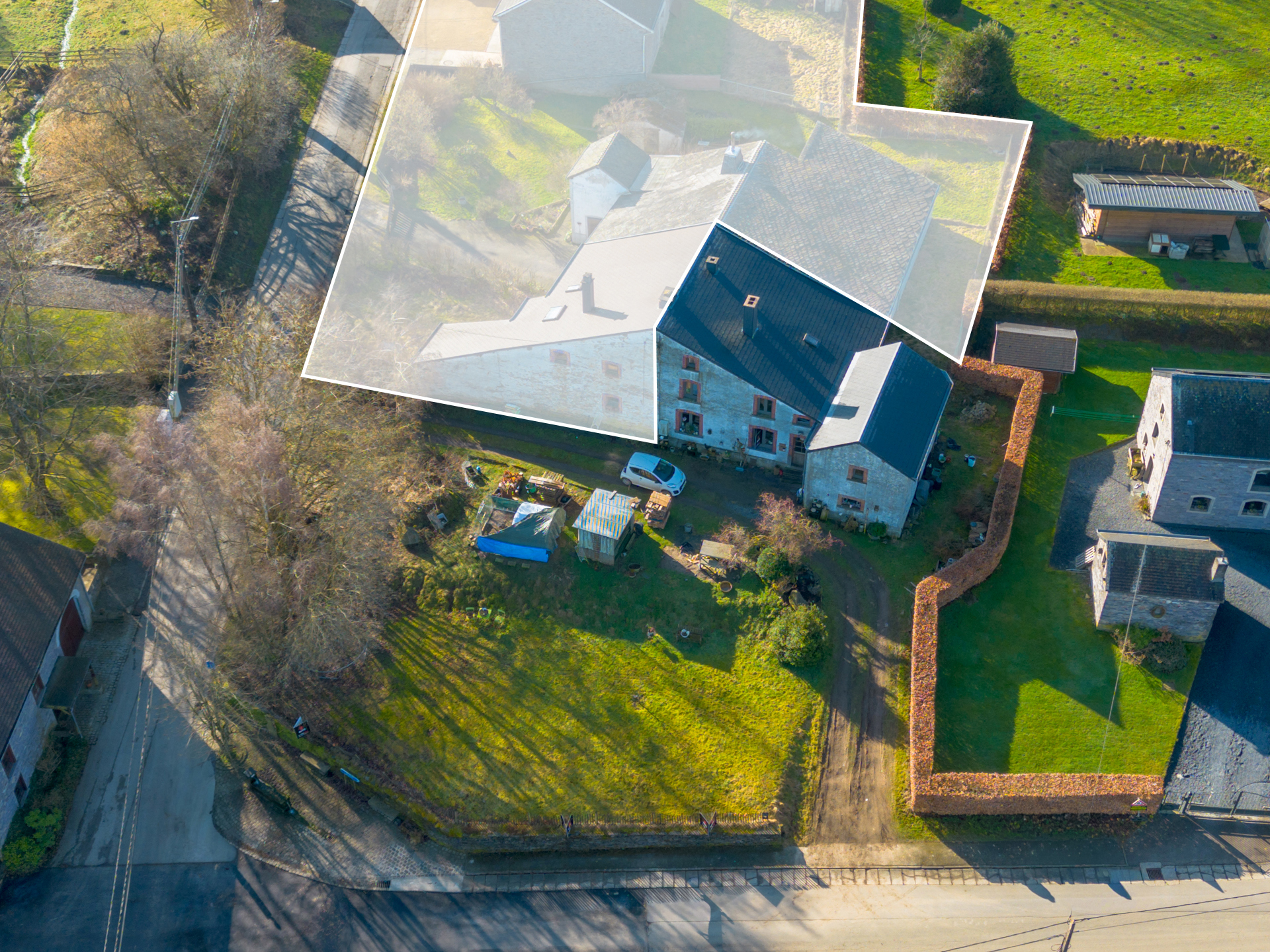 Photo du bien Ensemble immobilier (maison, étable, grange et terrain à bâtir)