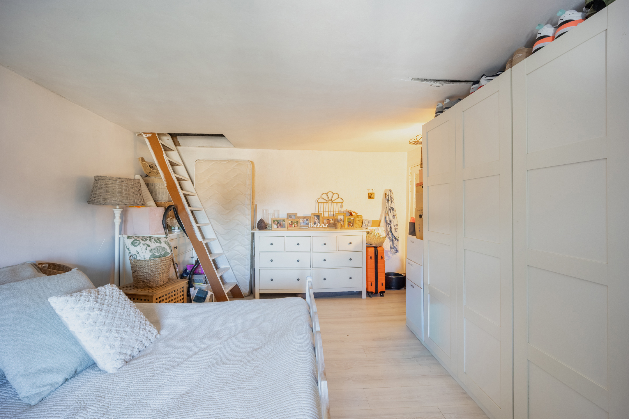 Photo du bien Ensemble immobilier (maison, étable, grange et terrain à bâtir)