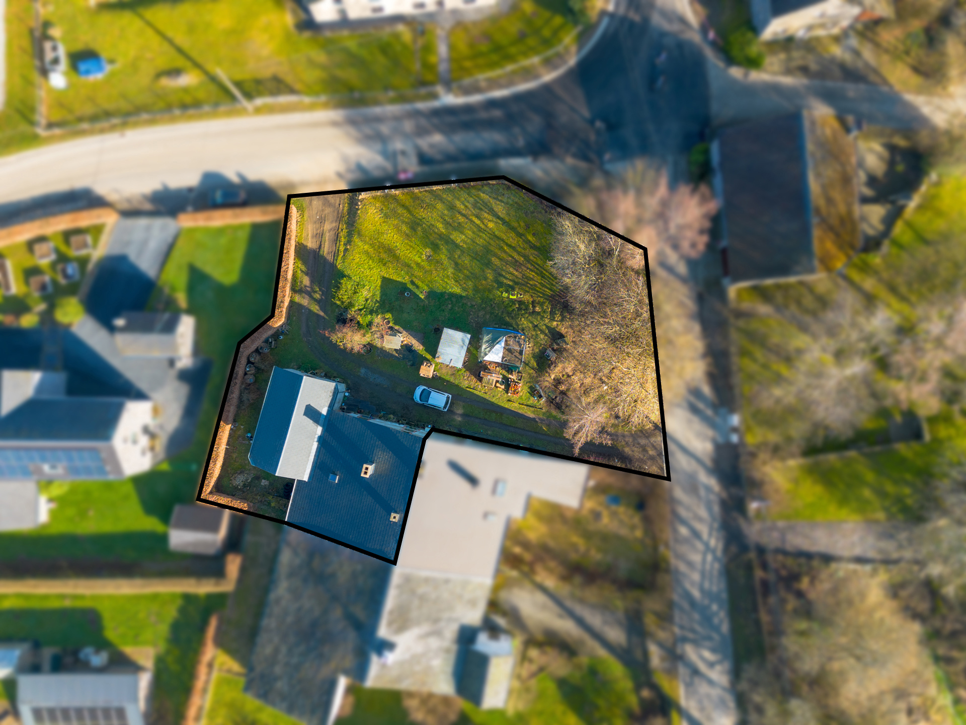 Photo du bien Ensemble immobilier (maison, étable, grange et terrain à bâtir)