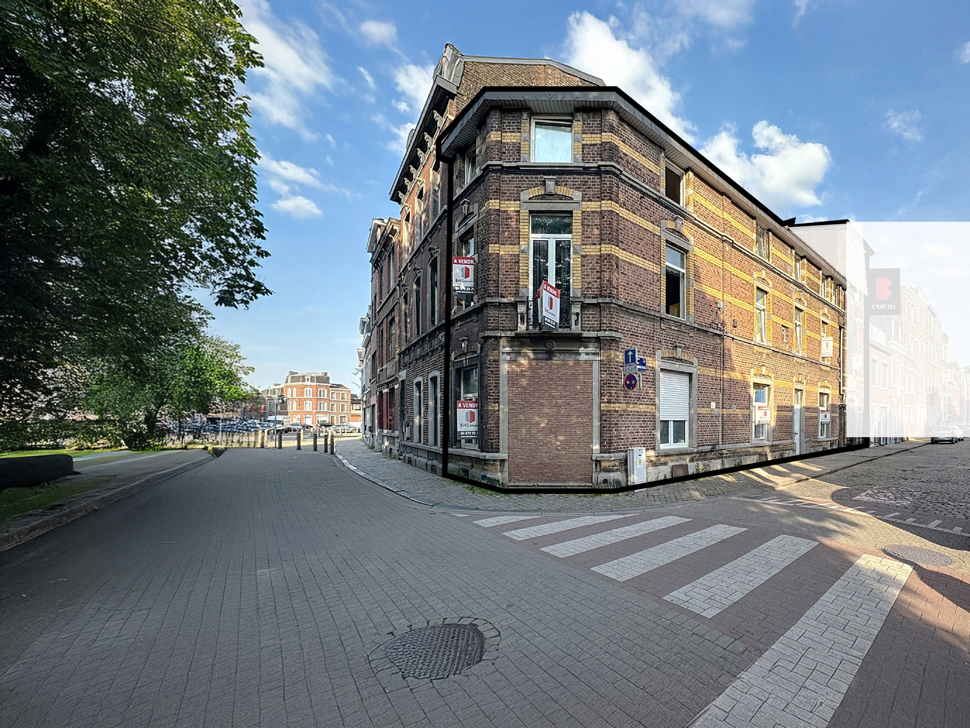 Photo du bien immeuble à appartements comprenant 6 unités