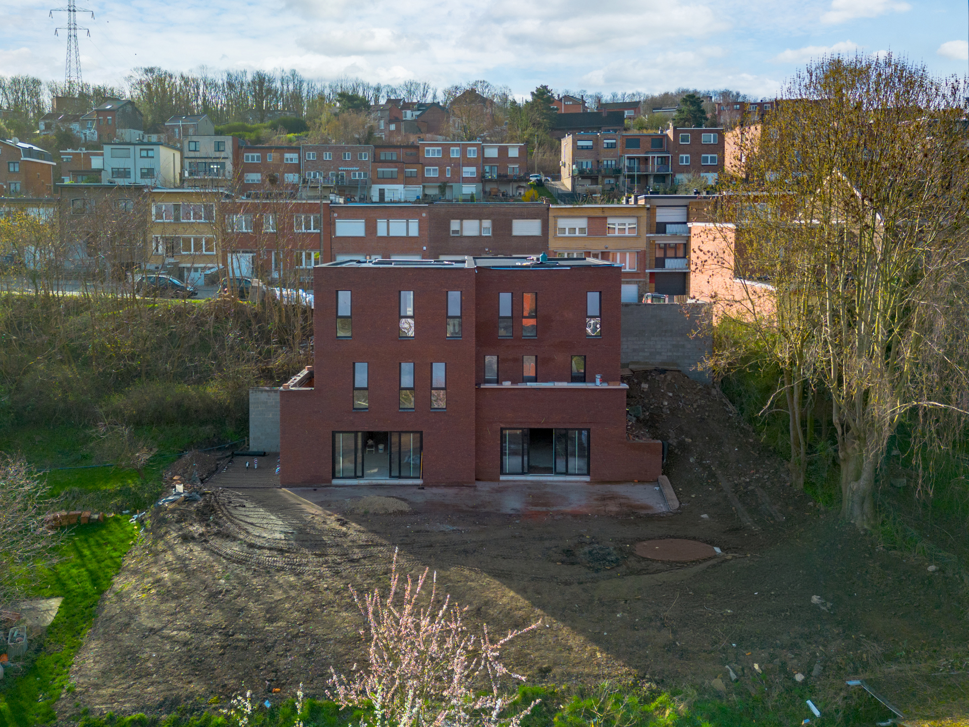 Photo du bien Maison neuve 3 façades avec jardin et parking