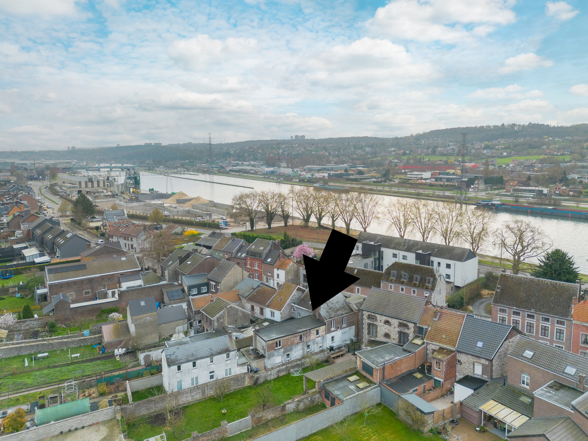 Photo du bien Charmante maison trois chambres