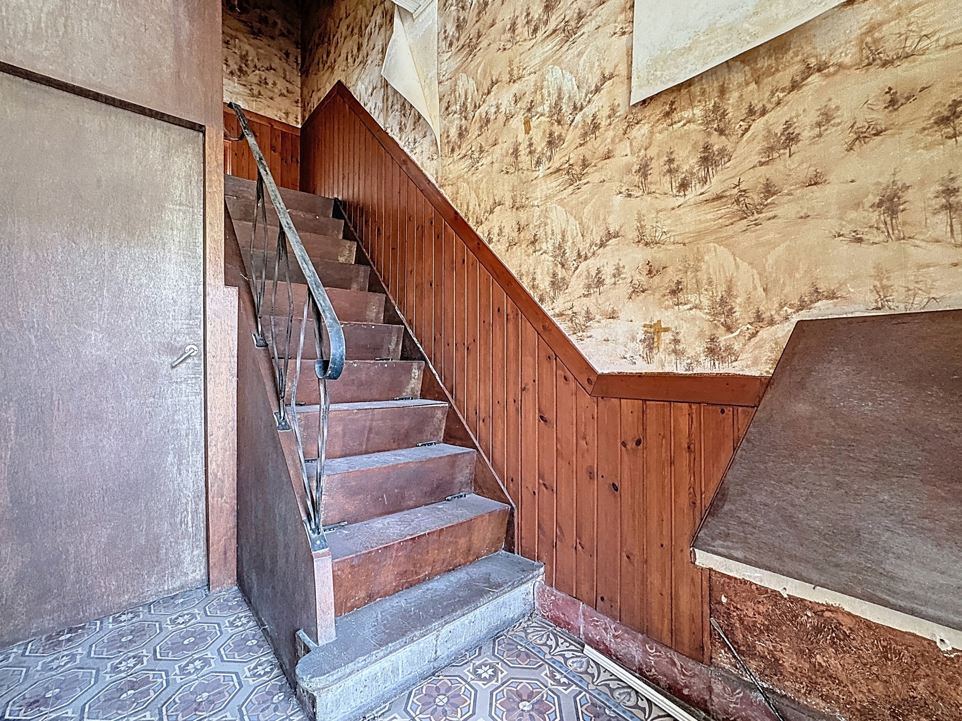 Photo du bien Maison spacieuse avec beau potentiel