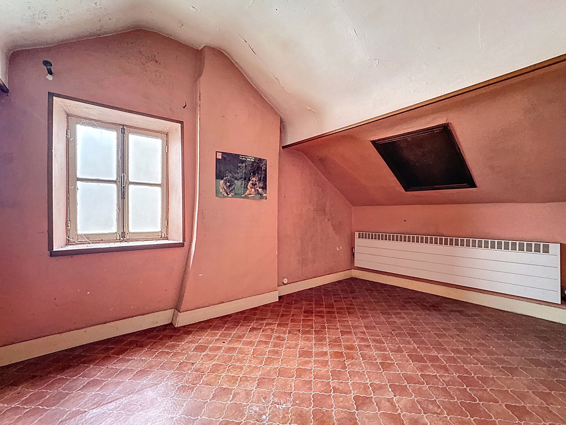 Photo du bien Maison spacieuse avec beau potentiel