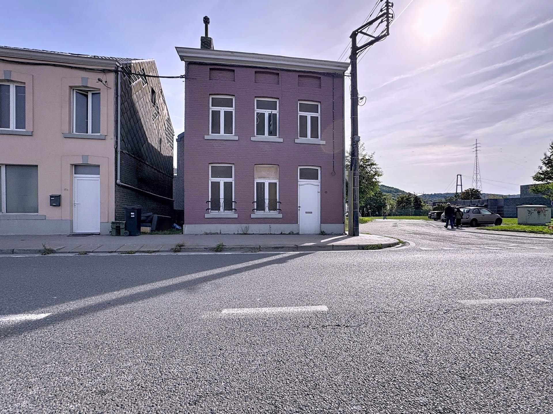 Photo du bien Maison spacieuse avec beau potentiel