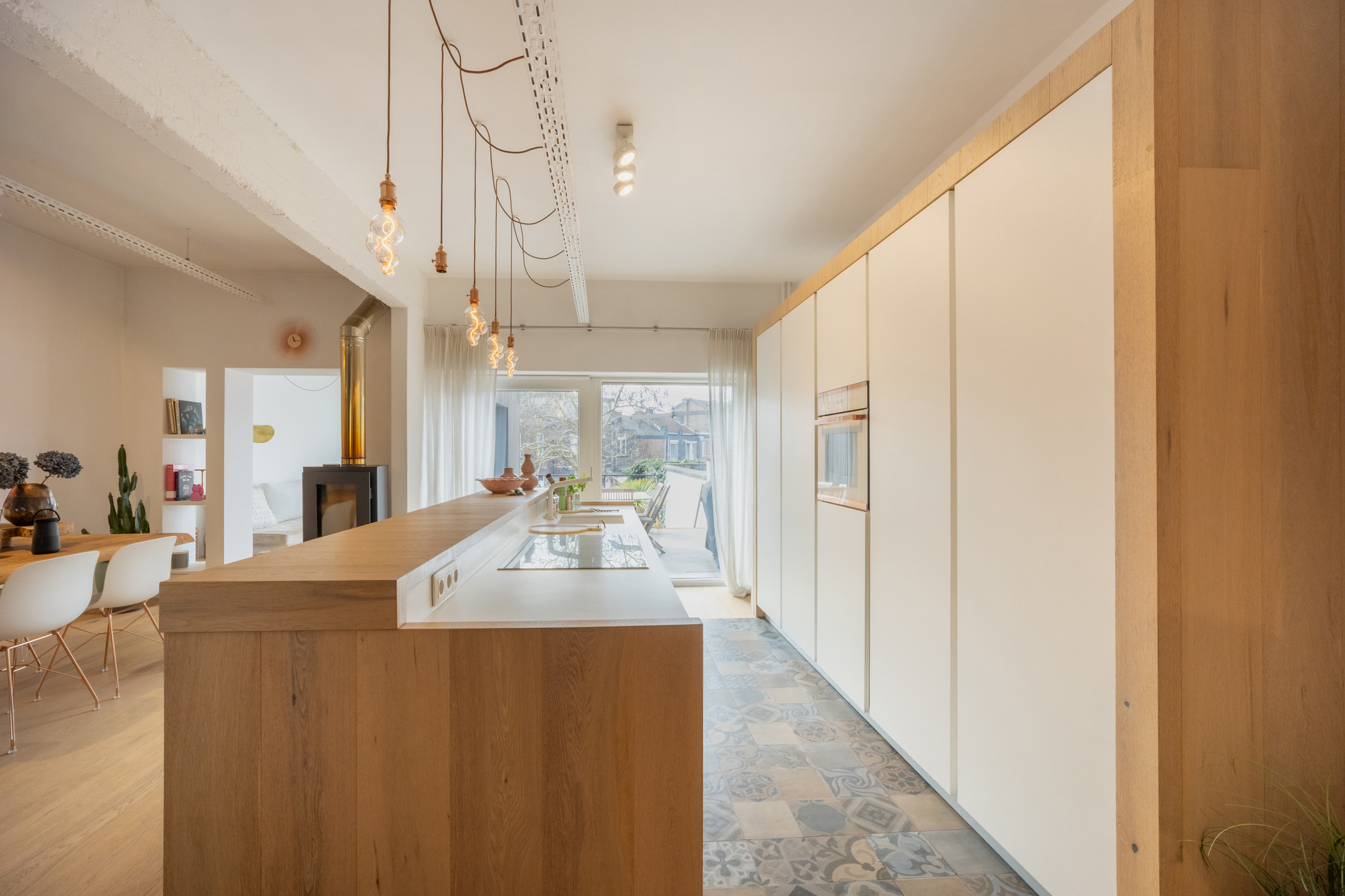 Photo du bien Magnifique maison divisée en 2 unités ( appartement et duplex)