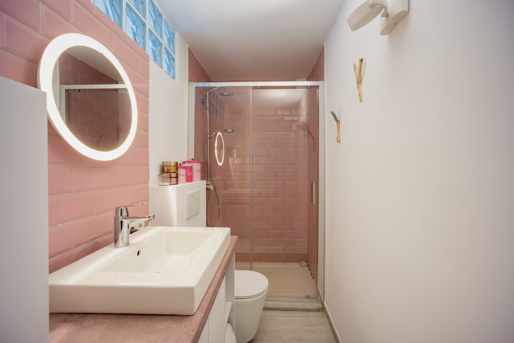 Photo du bien Magnifique maison divisée en 2 unités ( appartement et duplex)