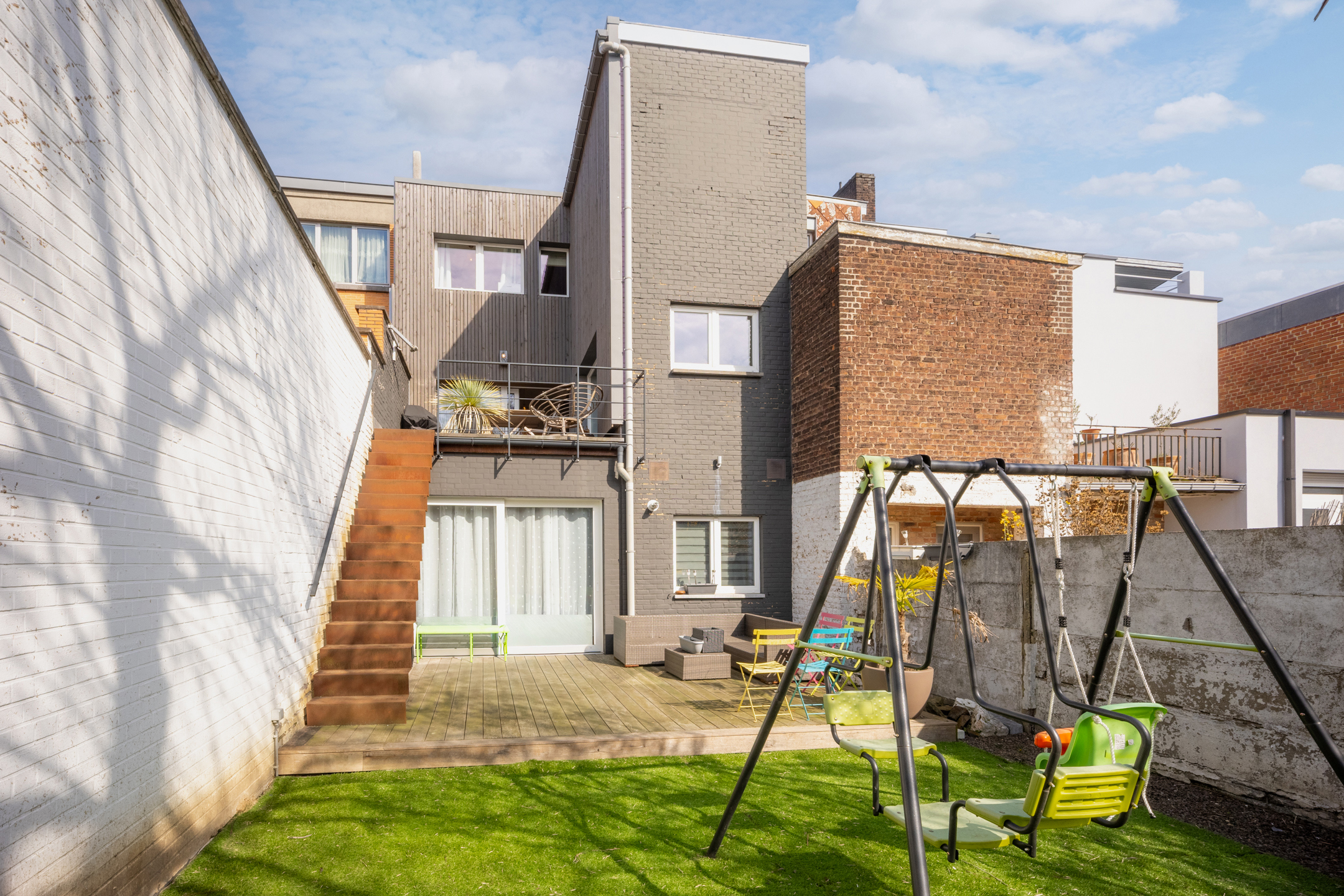 Photo du bien Magnifique maison divisée en 2 unités ( appartement et duplex)