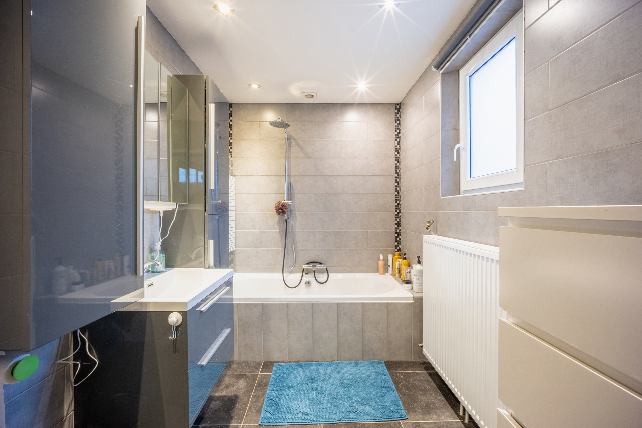 Photo du bien Charmante maison deux chambres avec terrasse et jardin