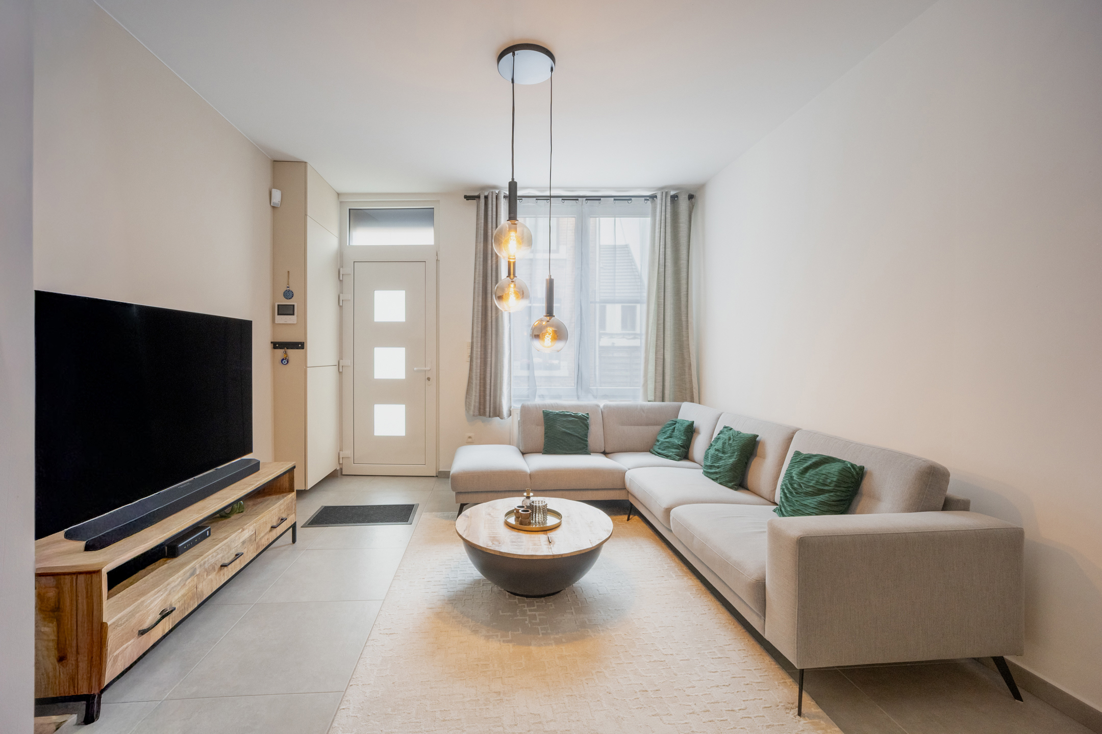 Photo du bien Magnifique Maison Rénovée 3 ch avec jardin et terrasse