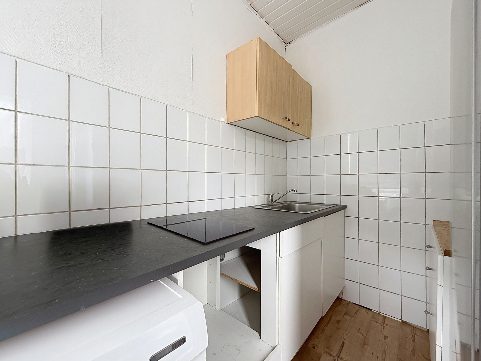 Photo du bien IMMEUBLE MIXTE 3 APPARTS et RDC COMMERCIAL (en ordre d'urbanisme)