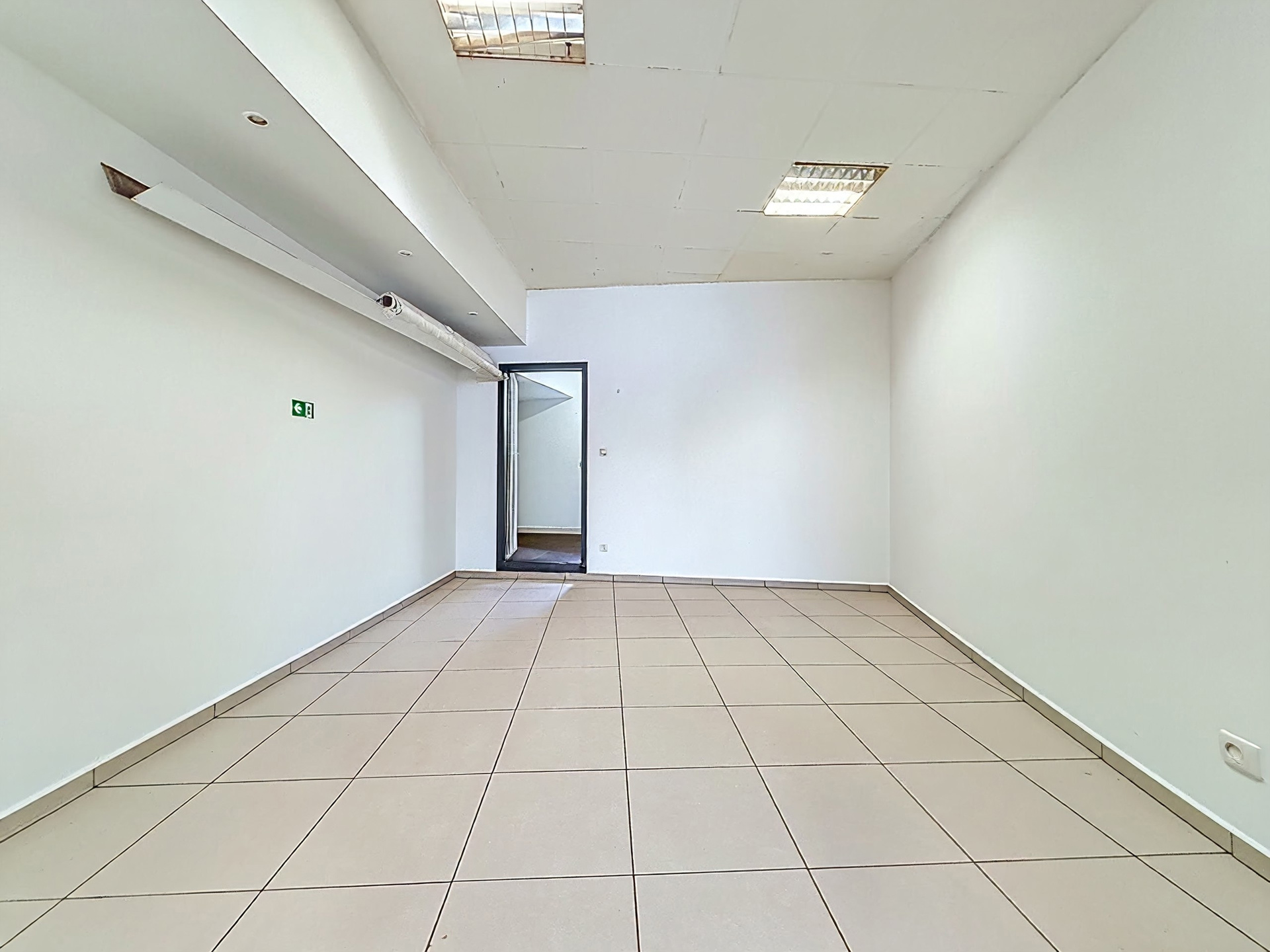 Photo du bien IMMEUBLE MIXTE 3 APPARTS et RDC COMMERCIAL (en ordre d'urbanisme)