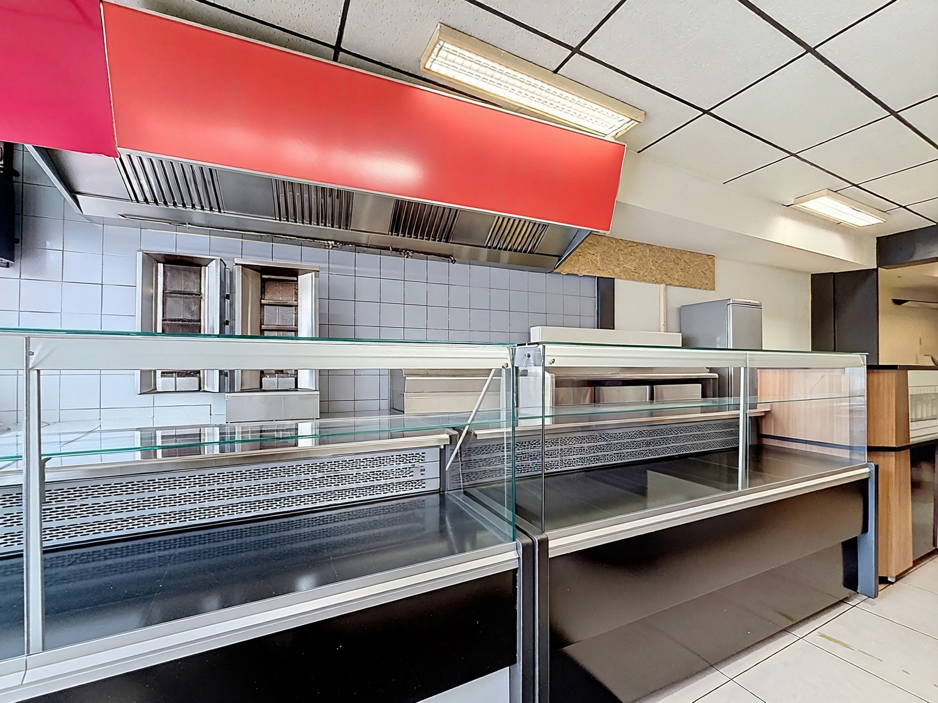 Photo du bien IMMEUBLE MIXTE 3 APPARTS et RDC COMMERCIAL (en ordre d'urbanisme)