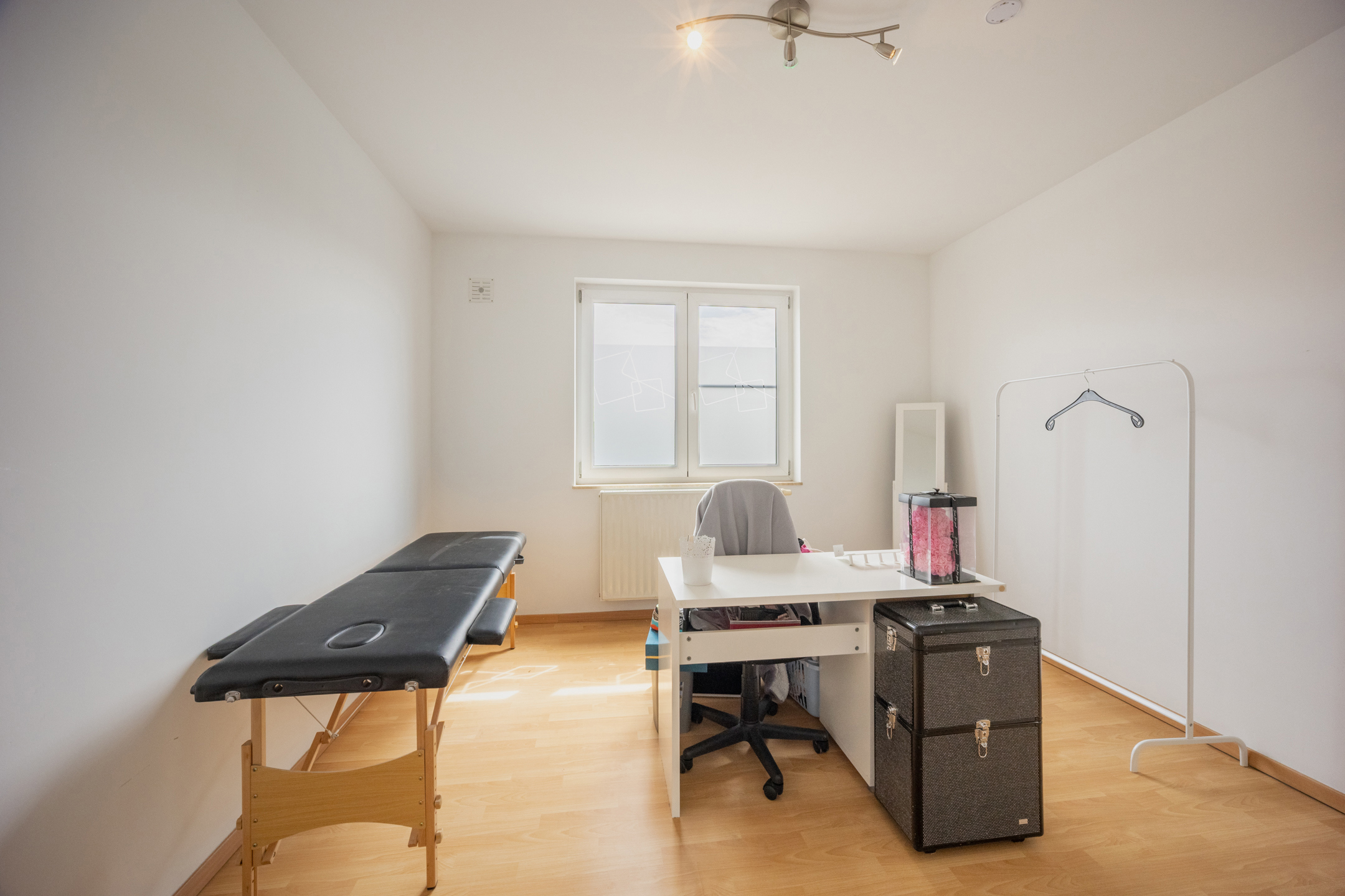 Photo du bien Bien d’exception – Immeuble mixte avec piscine, parking et commerce