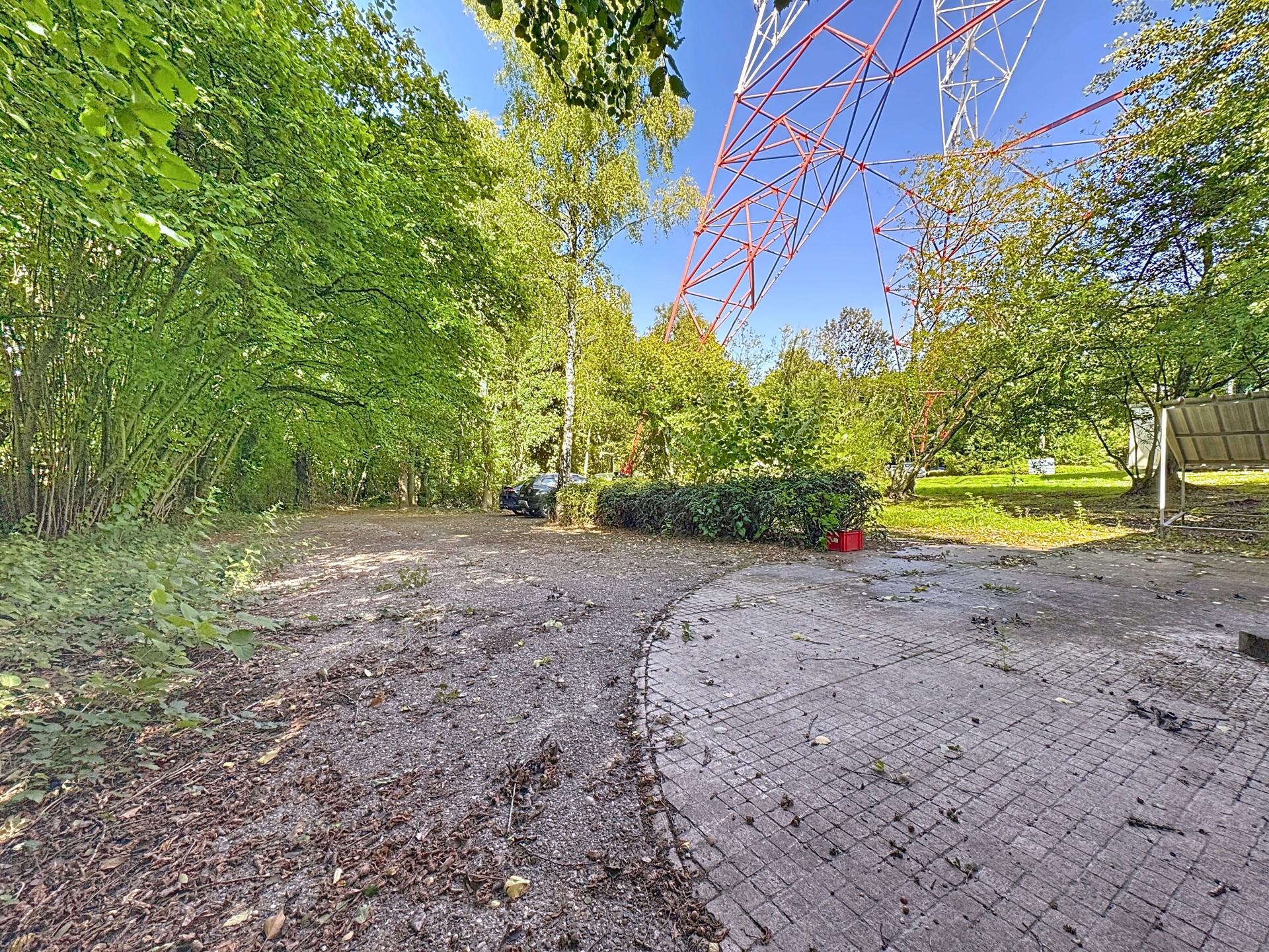 Photo du bien Terrain polyvalent de 1.990 m2, à deux pas du Country Hall