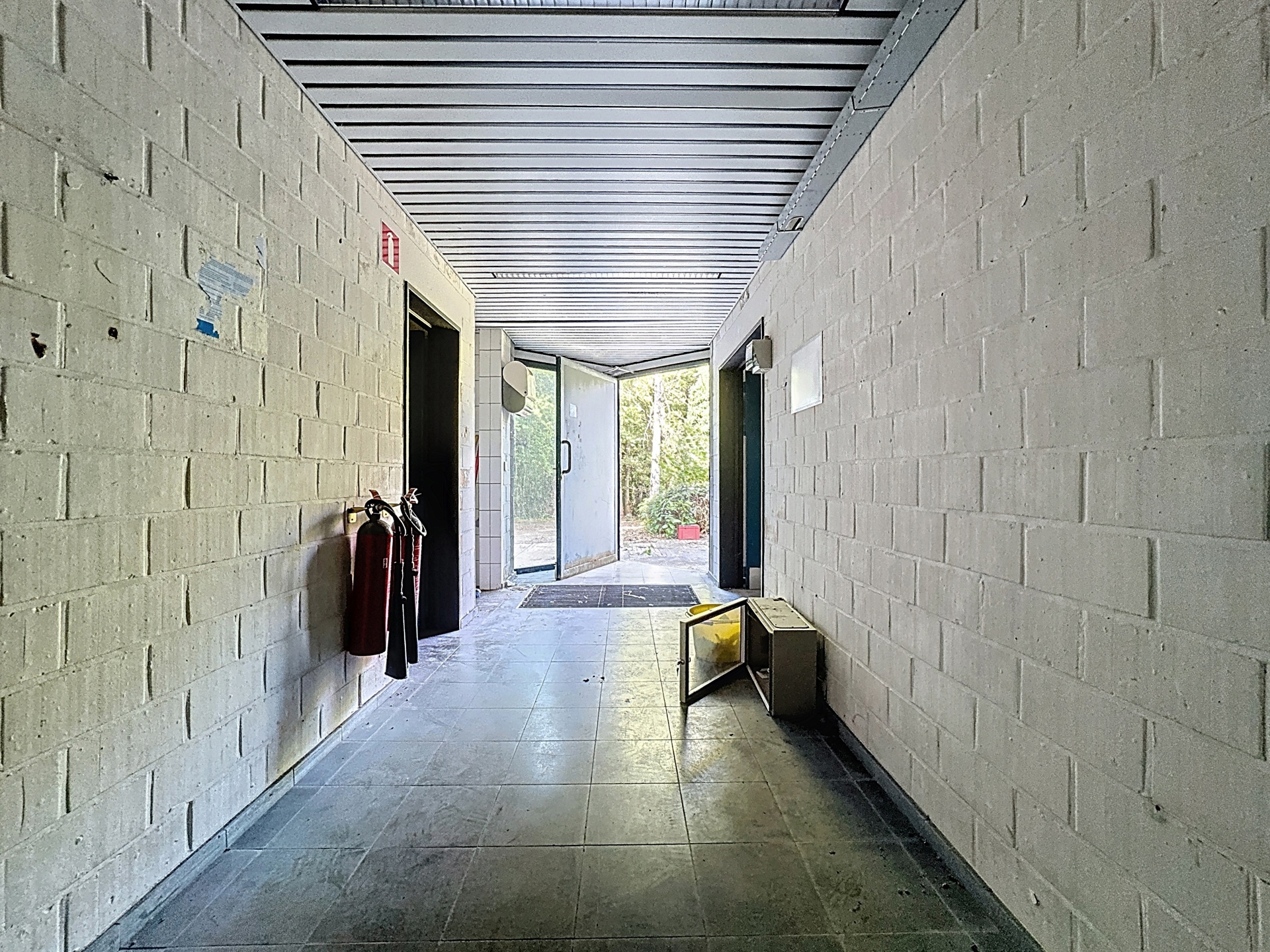 Photo du bien Terrain polyvalent de 1.990 m2, à deux pas du Country Hall