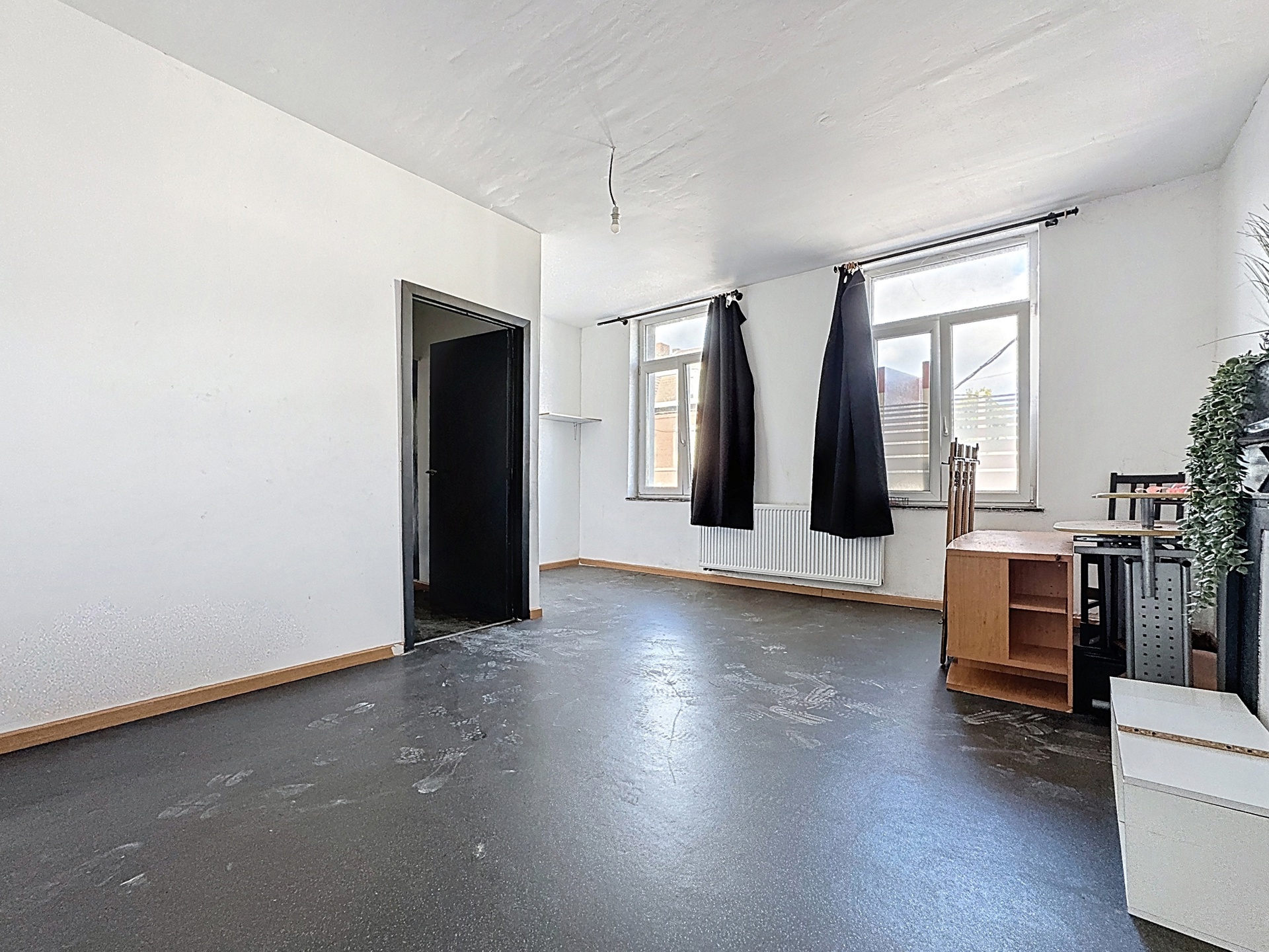 Photo du bien Ensemble immobilier avec entrepôt et 3 logements